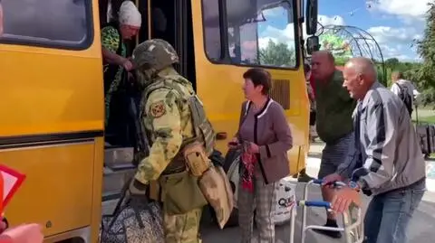 Tysiące Rosjan ewakuowanych. "W związku z aktywnością sił ukraińskich"