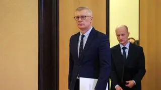 "Ma przeświadczenie o swojej boskości. To go w kancelarii zniszczyło"