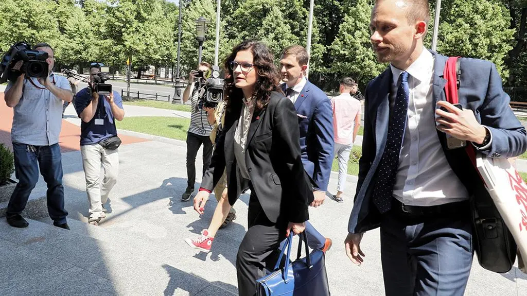 Dulkiewicz w drodze na spotkanie z premierem