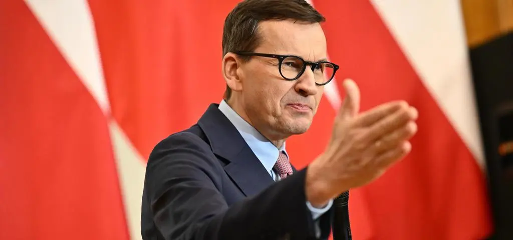 "Liberalne skrzydło", "niedosyt", "wbrew partii". Reakcje na inicjatywę Morawieckiego