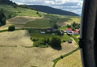 Poszukiwany w pobliżu miejsca zbrodni. "Może być głodny, wraca do gniazda"