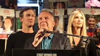 Jared Kushner, Steve Witkoff i Ivanka Trump w Tel Awiwie podczas demonstracji zorganizowanej przez rodziny zakładników Hamasu
