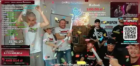 Milionów przybywa w zawrotnym tempie. Łatwogang: tu chodzi tylko o dzieciaki