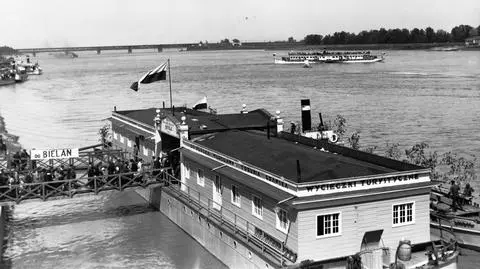 Przystań "Vistula" na Wiśle w Warszawie
