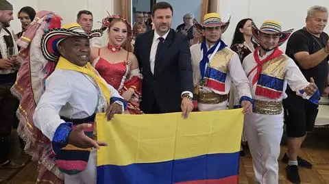 Prezydent Zamościa Rafał Zwolak w trakcie festiwalu Eurofolk