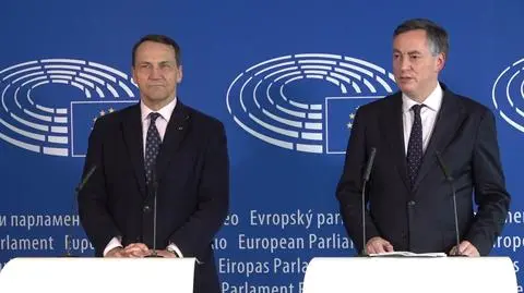 Sikorski: to Ukraina powinna i będzie decydować o tym, jacy żołnierze z zagranicy powinni pojawić się na ich terytorium