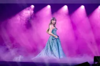 Taylor Swift występuje na scenie podczas trasy "The Eras Tour". 14 listopada 2024 r., Toronto.
