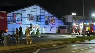 Ogień pojawił się najpierw w markecie