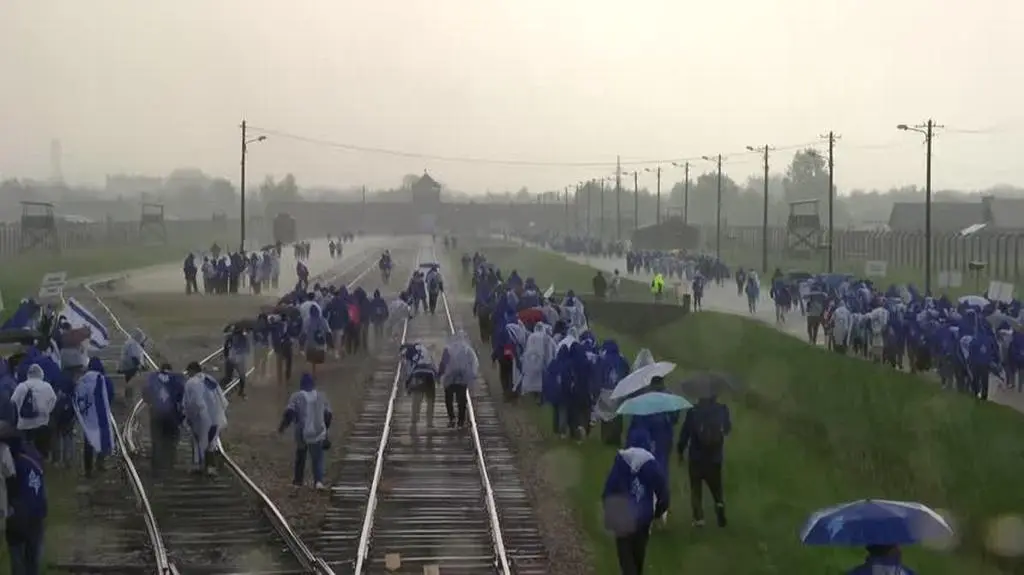 Silna burza przerwała uroczystości Marszu Żywych