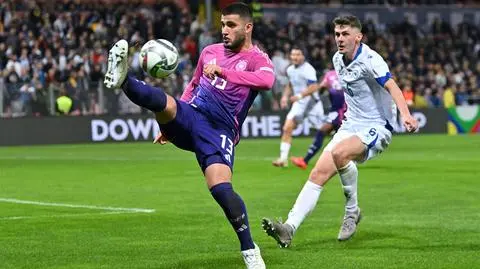 Niemcy umocnili się na czele grupy. Imponująca forma snajpera