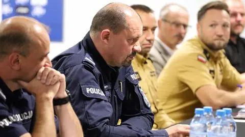 Spotkanie służb z wojewodą