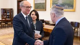 Potrzebne "wyciszenie" i "koncyliacyjny gest"