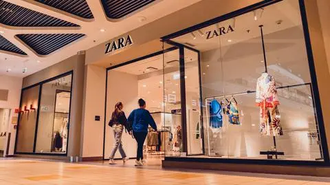 shutterstock_2325759919