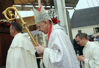 "Po równi pochyłej". Czy zmiana władzy w episkopacie odnowi oblicze polskiego Kościoła?