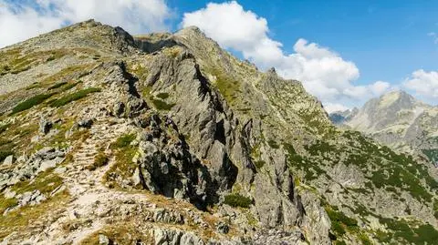 slawkowski szczyt slowacja tatry shutterstock_2520207535