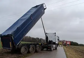 Zahaczył o linie energetyczne, poraził go prąd 