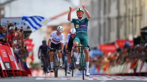 Dzień dla ucieczki na Vuelcie. Wielkie zwycięstwo Duńczyka