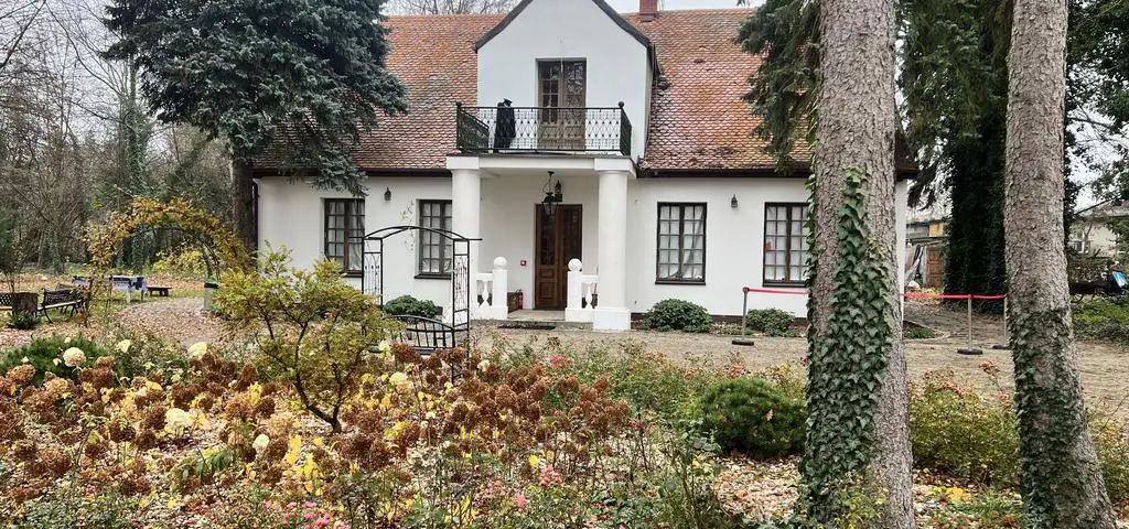 Willa plus. Pierwsza nieruchomość wystawiona na sprzedaż, cena trzykrotnie wyższa