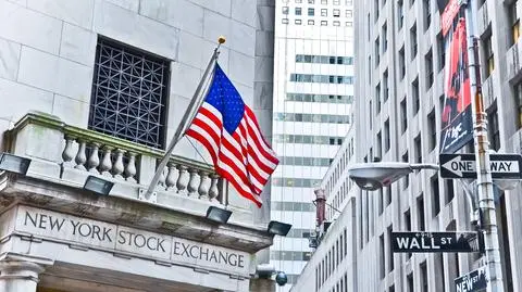 Mocne spadki na Wall Street
