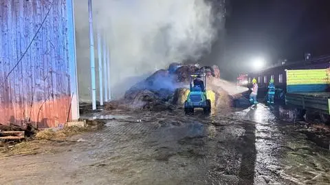 Pożar budynku z sianem w Facimiechu