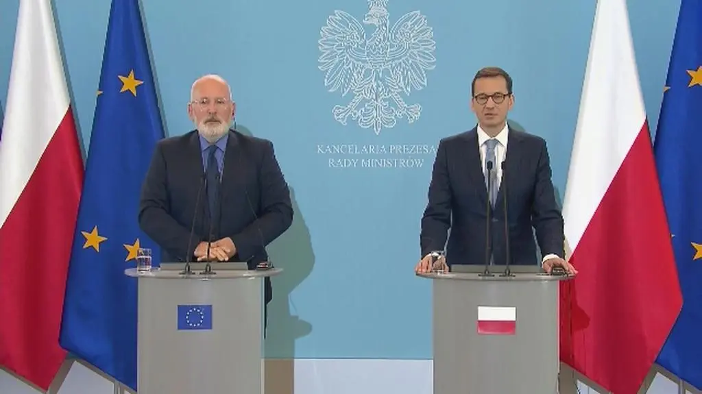 Premier po rozmowie z Timmermansem: cieszę się że staramy się dojść do porozumienia
