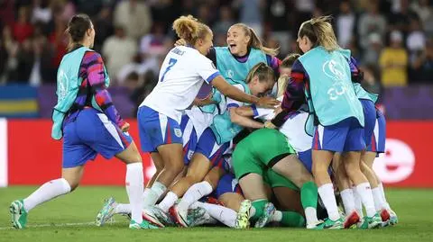 Szalony mecz wyłonił kolejne półfinalistki Euro