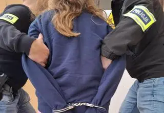 Klienci płacili za telefony komórkowe, dostawali ziemniaki