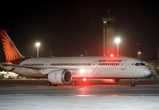 Dreamliner Air India miał lecieć do Londynu. Lot odwołano