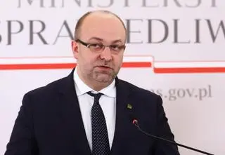 Zapraszać miał Kosiniak-Kamysz. MON "nie miał z tym nic wspólnego"