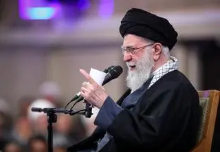 Chamenei nie żyje - ogłosił Trump. Kolejna fala ataków