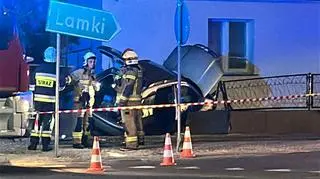 W aucie znaleziono broń i skserowane banknoty