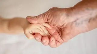 Superstulatkowie pomogą w leczeniu dzieci z rzadką chorobą?