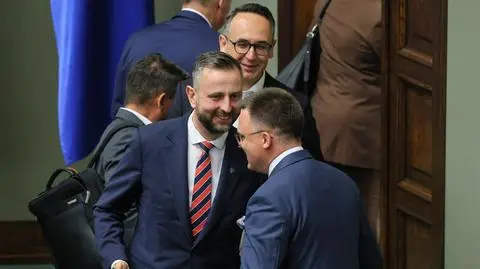 Kosiniak i Hołownia śmieją się w sejmie
