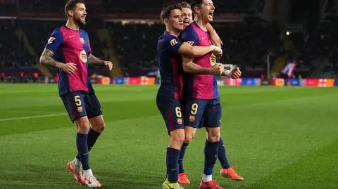 Lewandowski z golem w meczu Barcelona  - Rayo