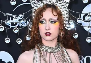 Popularna piosenkarka pisze o zakończeniu współpracy. W tle akta Epsteina 