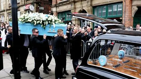 Gwiazdy wśród tysięcy żałobników. Pożegnano Ricky'ego Hattona 