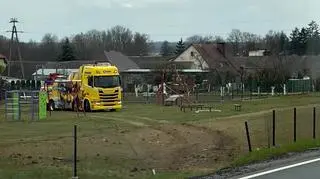 Na miejsce wezwano holownik