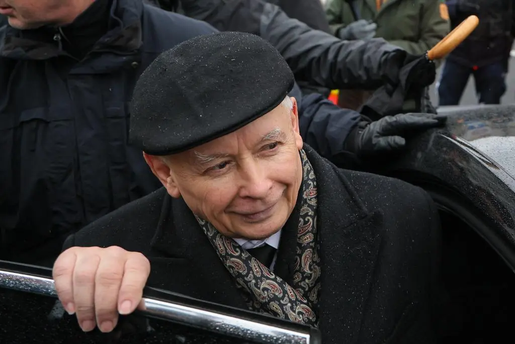 Jarosław Kaczyński wciąż spłaca kredyt zaciągnięty w Spółdzielczej Kasie Oszczędnościowo-Kredytowej im. Stefczyka. 