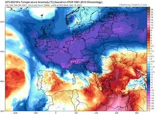 Prognoza odchylenia temperatury na minus na wysokości 1,5 km około 19 lutego
