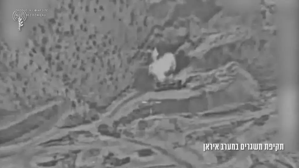 Klatka kluczowa-259122