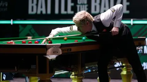 Robertson czaruje w finale. O'Sullivan pod ścianą