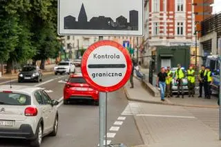 Polska wprowadza kontrole graniczne