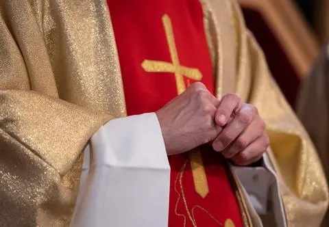 Przełom i brak. Pominięta odpowiedzialność biskupów