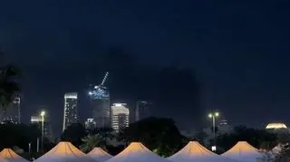 Dym nad Dubajem. Tomasz: trzy rakiety zestrzelono nad naszym osiedlem