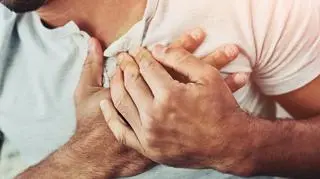 Kac to nie najgorszy skutek wakacyjnych imprez. Kardiolog ostrzega