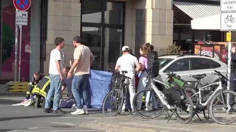 Kierowca wjechał w pieszych w Lipsku