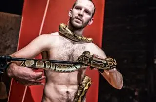 Spektakl Bachantki w Teatrze Powszechnym w Warszawie