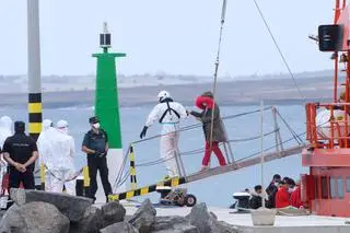 Tysiące osób próbują przedostać się do Europy przez Morze Śródziemne