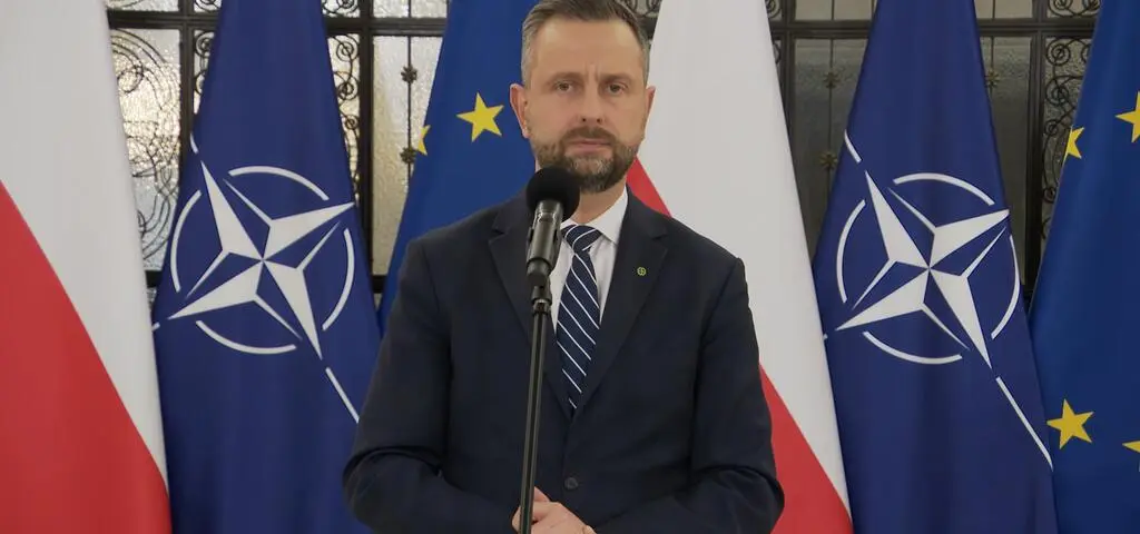 "Suwerenność jest zagrożona jak nam tu Ruskie wjadą, a nie jak dozbroimy polską armię"