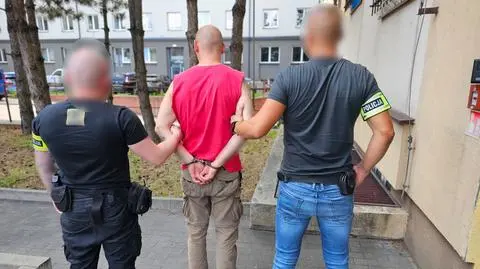 Mężczyzna usłyszał zrzuty
